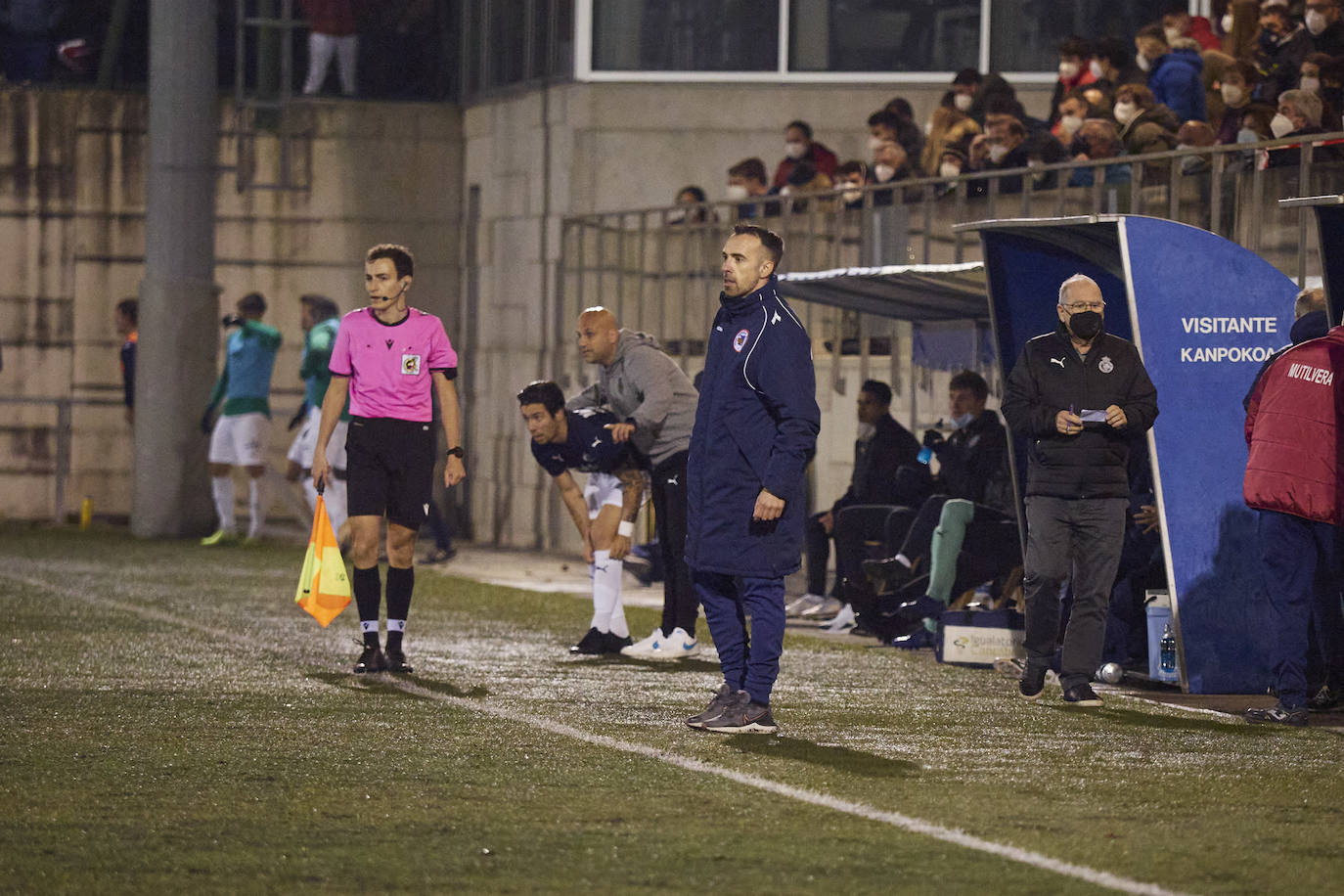 Pésimo partido en el que los verdiblancos apenas han pisado campo rival y no han dispuesto de ocasiones de gol.