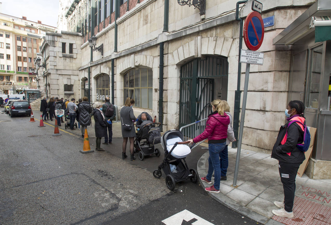 La Navidad está a la vuelta de la esquina y mucha gente aprovecha estos días para realizar compras y quedar en terrazas