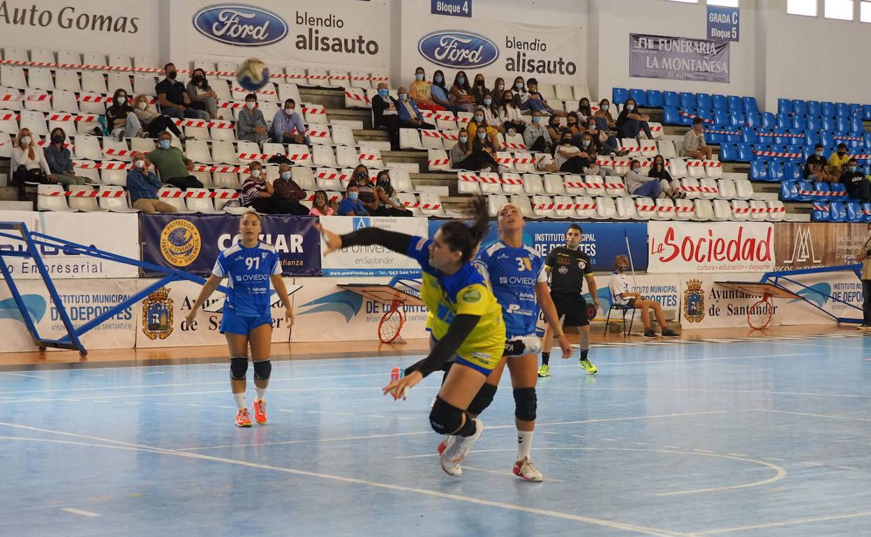 El balonmano de cántabro volverá a competir en febrero