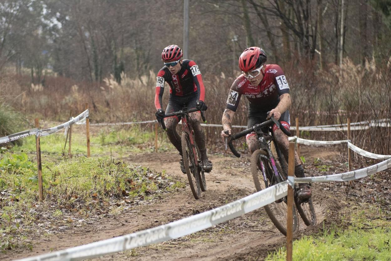 Un circuito con obstáculos, tramos rápidos y técnicos les espera a los participantes en Torrelavega. 