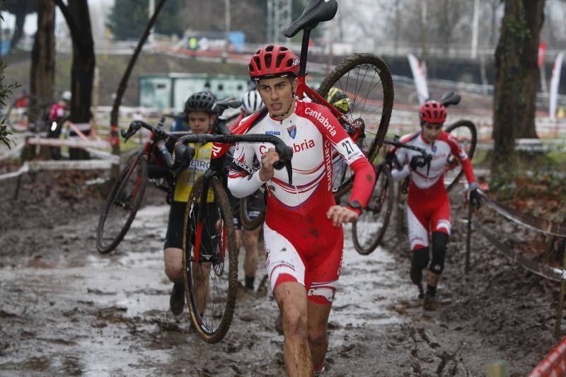 El cántabro Gonzalo Inguanzo (Teika) se quedó fuera del podio en la prueba para la categoría sub-23 del Campeonato de España que se celebra en el circuito de El Patatal, en Torrelavega.