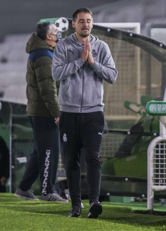 El Racing agrava su crisis tras caer de nuevo contra el Real Unión en El Sardinero.