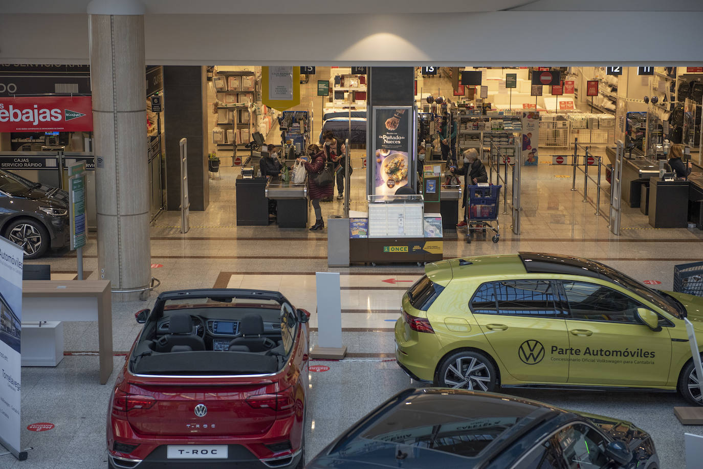 Fotos: Sábado de clausura de centros comerciales