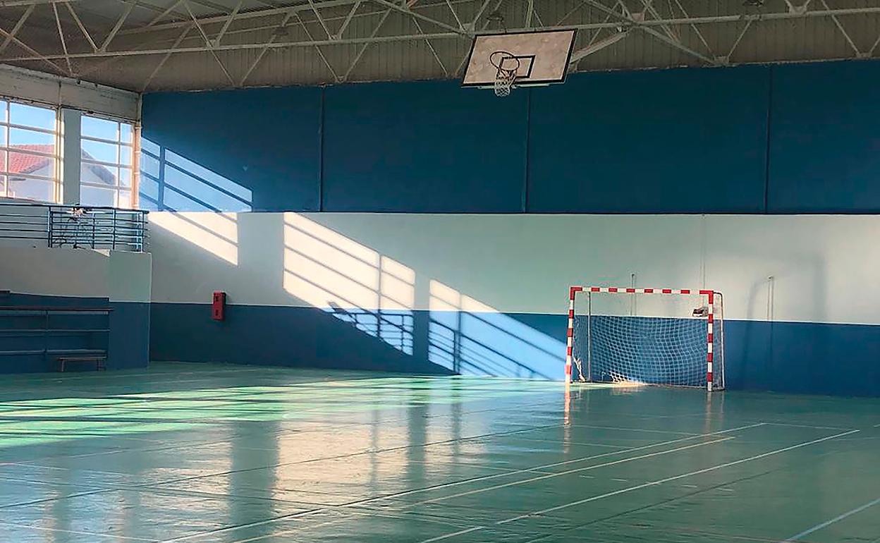 Pista polideportiva del colegio Malacoria de Mazcuerras. 