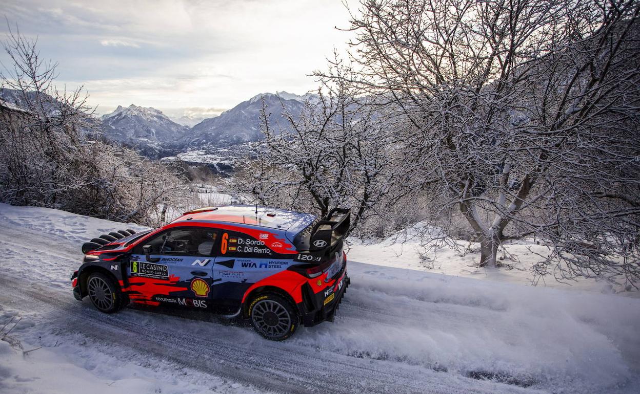 Sordo y Del Barrio mantuvieron ayer la quinta plaza en la clasificación del Rally de Montecarlo. 