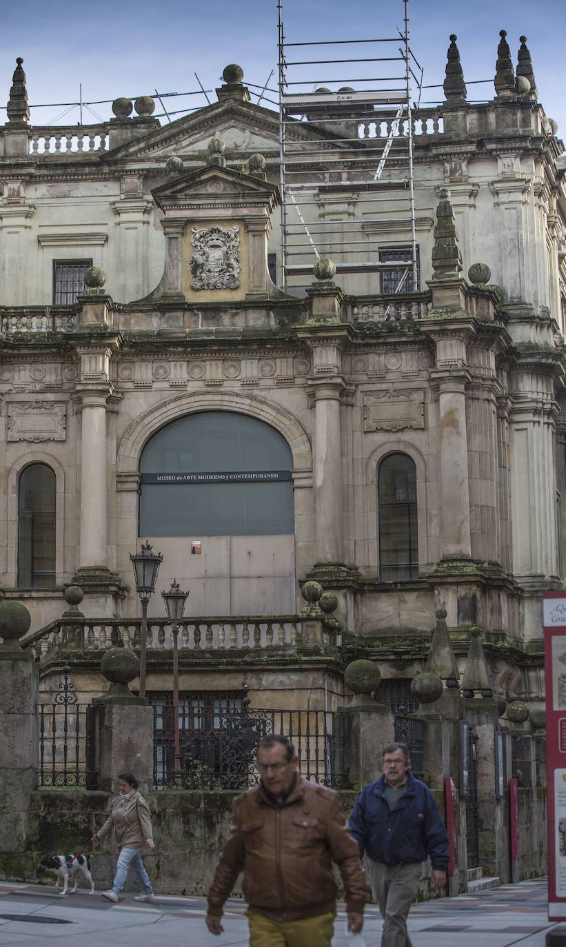 El Ayuntamiento aprueba los proyectos de restauración del MAS y del Muelle de Maura