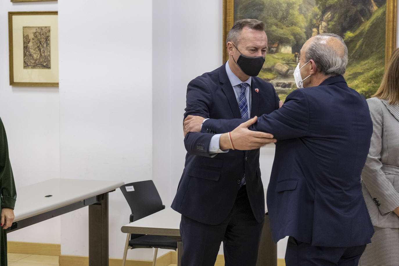 Francisco Javier López Marcano es consejero del Gobierno de Cantabria por quinta vez. El exalcalde de Torrelavega vuelve al Ejecutivo después de superar sin mácula judicial los cinco procesos en los que estaba envuelto y que le obligaron a retirarse de la vida política durante casi seis años