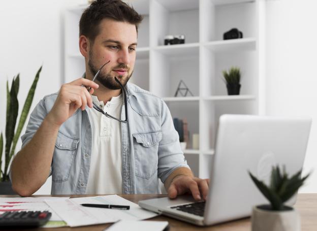 Cinco consejos clave para decorar tu espacio de teletrabajo