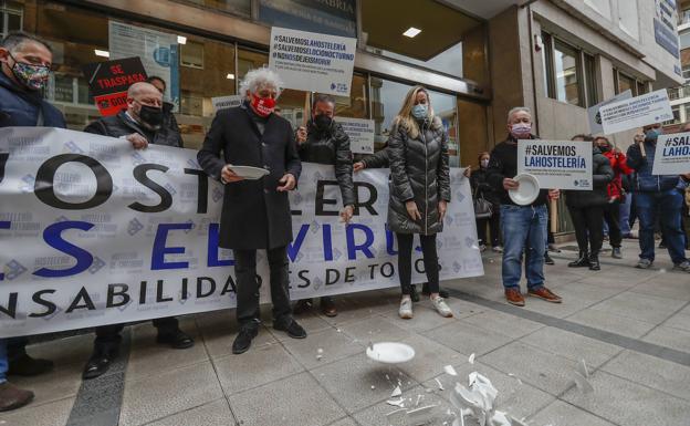 Protesta de los hosteleros, esta mañana.