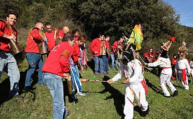 Imagen. Así fue el día de Carnaval en Piasca.