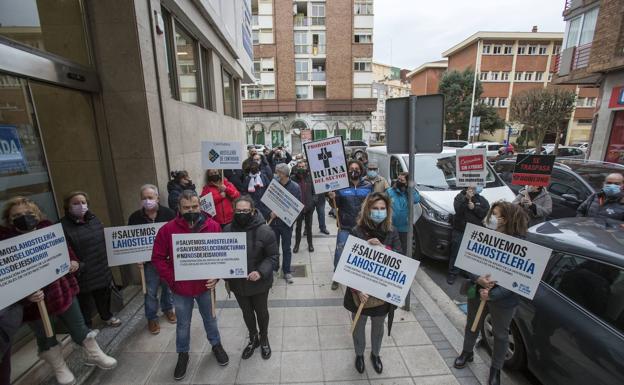 Los hosteleros presentan su quinta demanda contra el Gobierno animados por la sentencia en el País Vasco