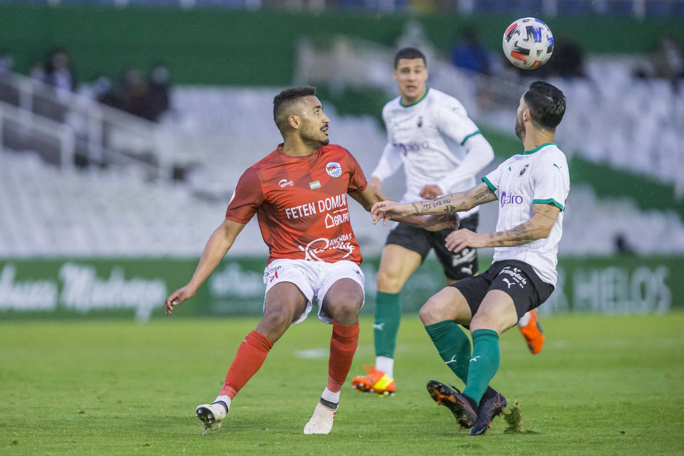 Fotos: Las mejores imágenes del Racing-Laredo