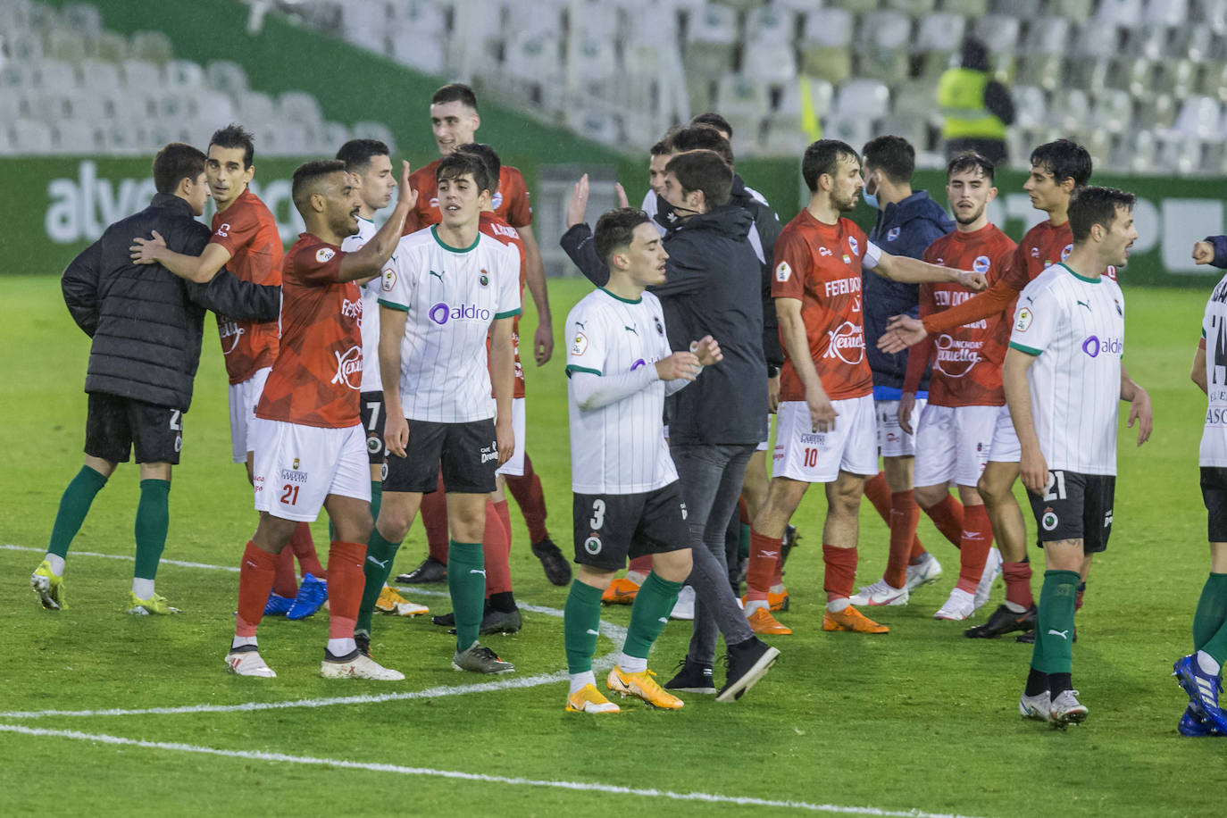 Fotos: Las mejores imágenes del Racing-Laredo