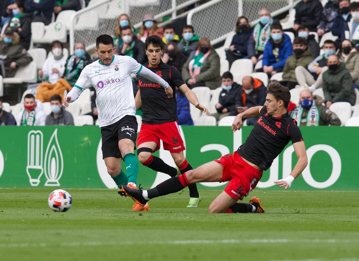 Fotos: Las imágenes del Racing- Real Sociedad B