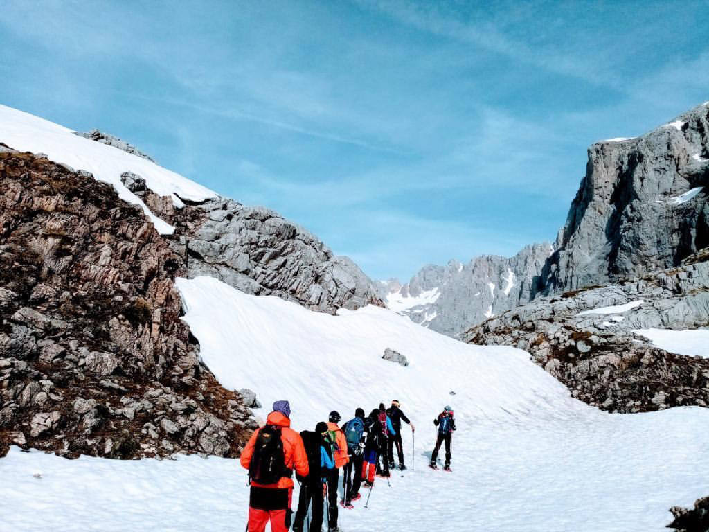 El centro, con sede en el Valle de Liébana, oferta enseñanzas deportivas de régimen especial en las modalidades de Montaña y Escalada.