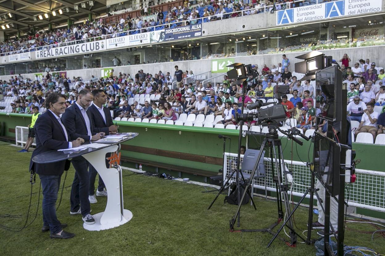 La imagen corresponde al primer partido de la pasada temporada, en Segunda División, que enfrentó al Racing y al Málaga en El Sardinero.