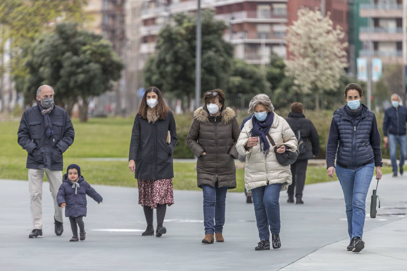 El cierre perimetral y el mal tiempo arruinan un puente de San José sin turistas.