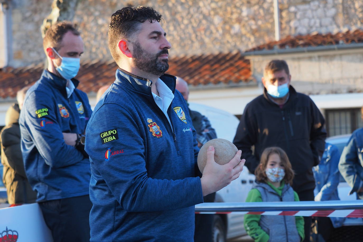 Isaac Navarro y detrás Federico Díaz (Los Remedios).