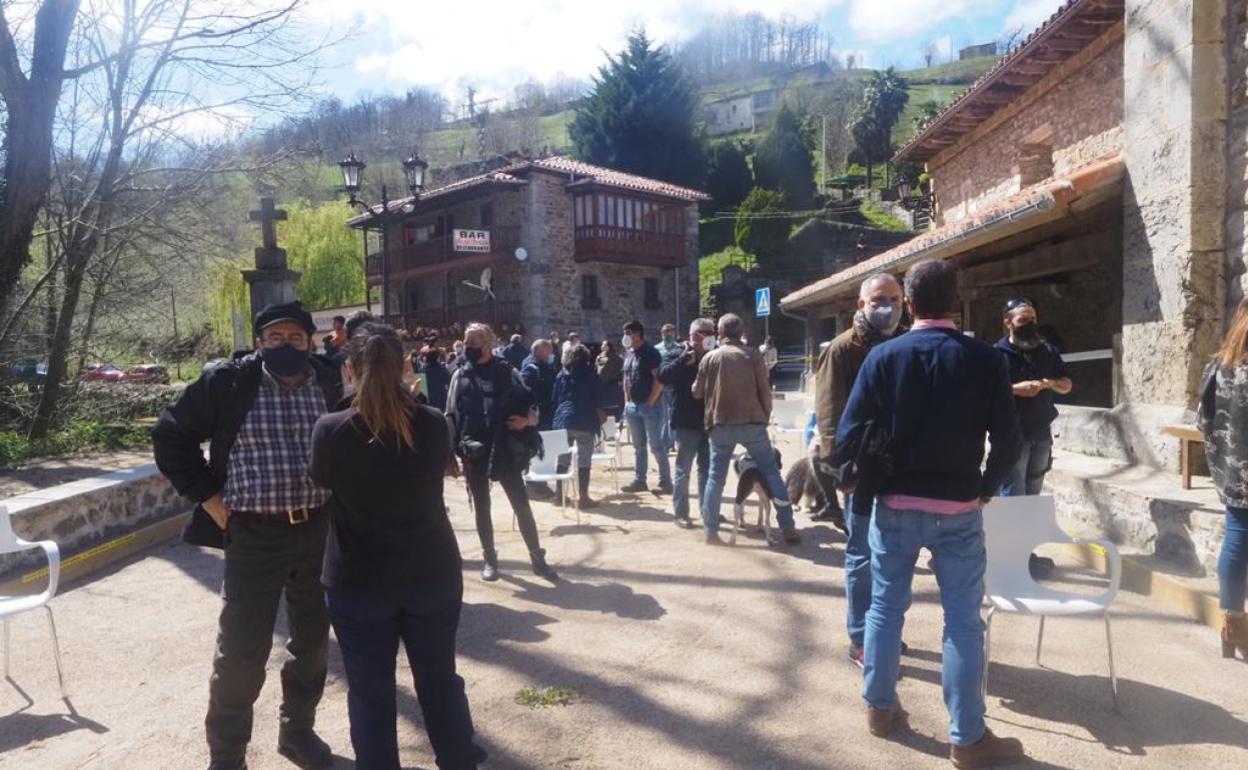 Reunión del sábado en la bolera de San Roque. 