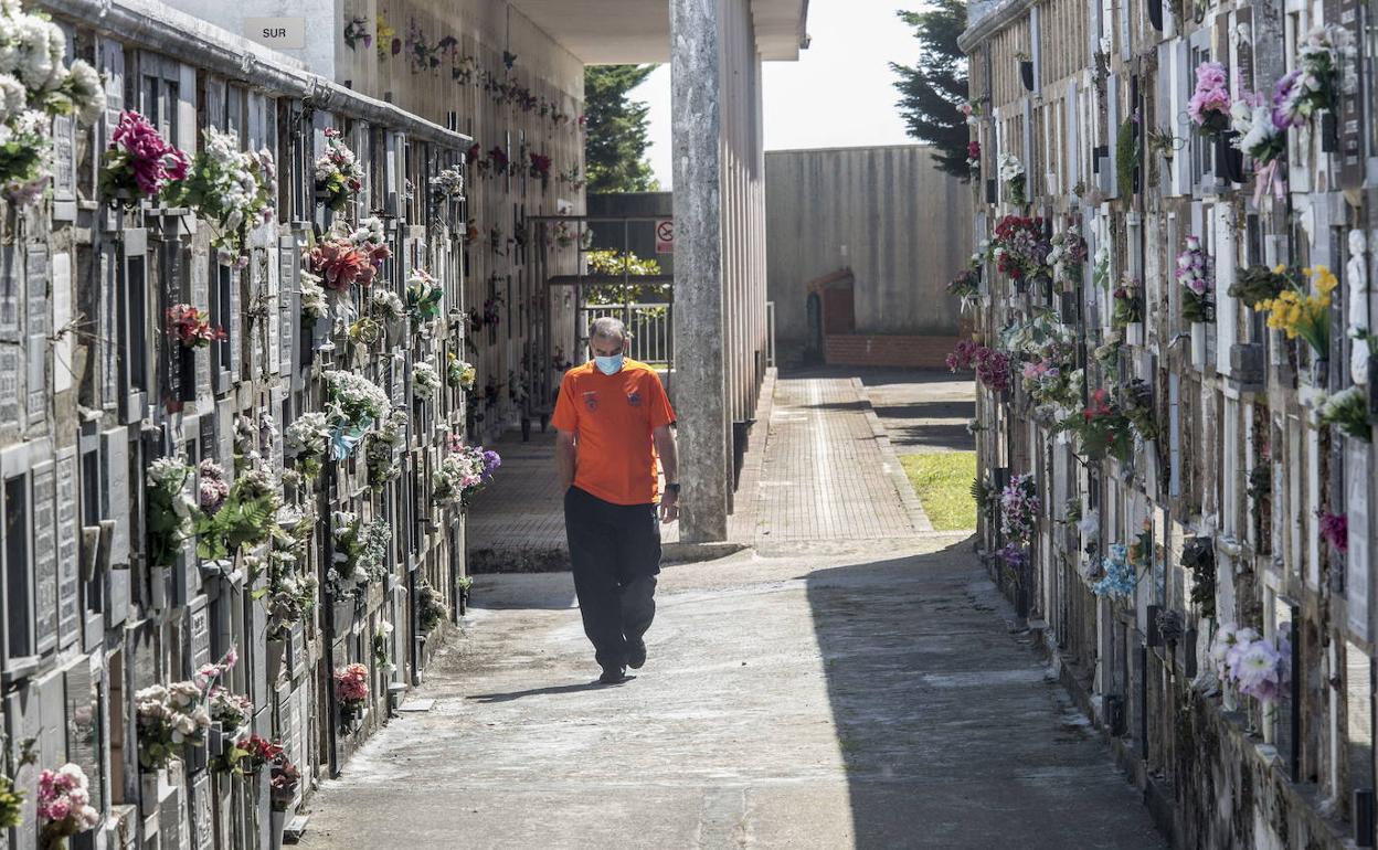 El Ayuntamiento de Santander instalará cinco cámaras de seguridad en el cementerio de Ciriego