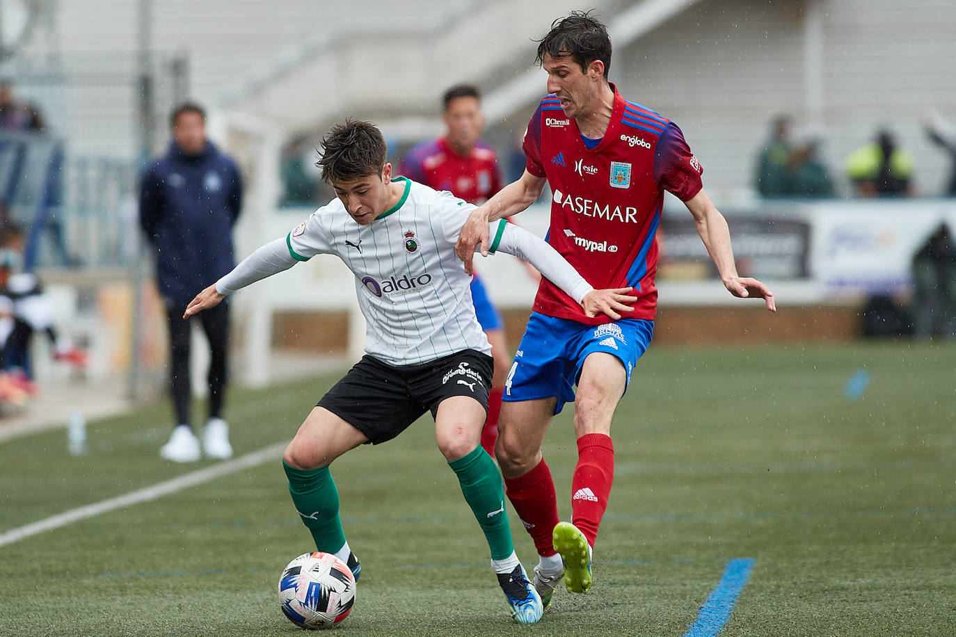 Mal partido del Racing contra el Tarazona.