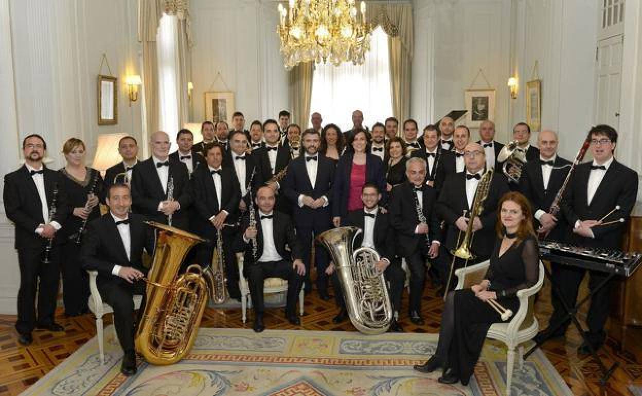 Foto de familia de la Banda Municipal de Música de Santander