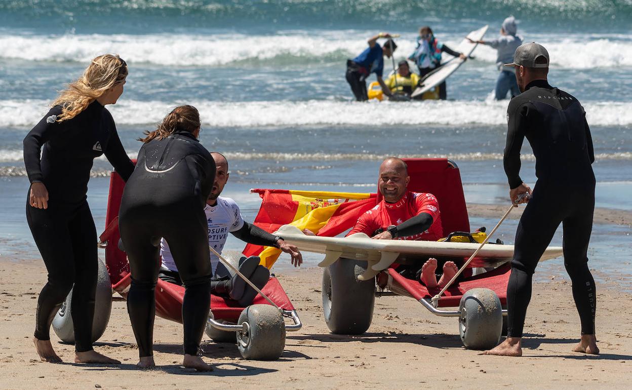 Cantabria lidera un proyecto europeo de formación sobre surf adaptado