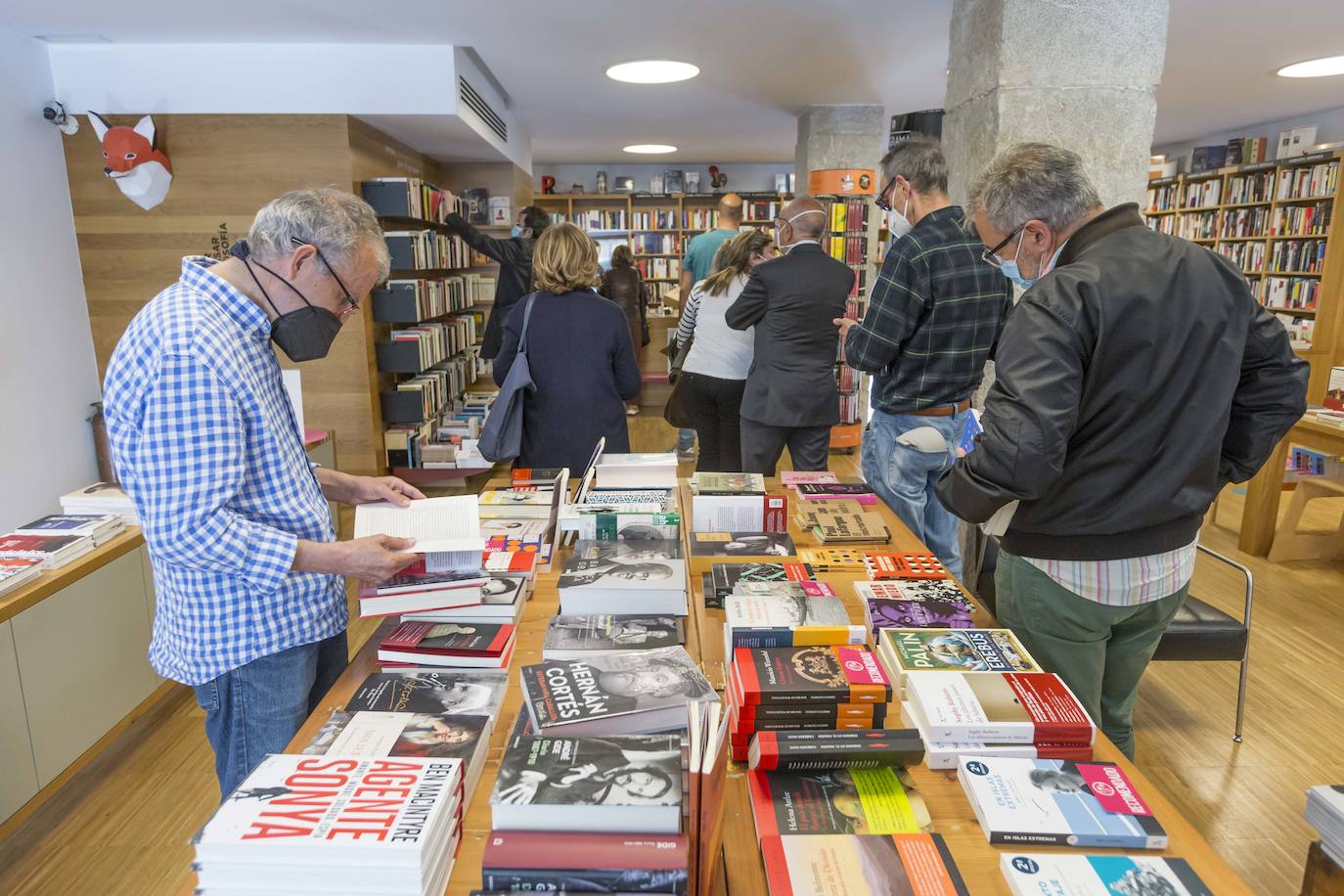 Fotos: Libros y lectores, un rescate mutuo