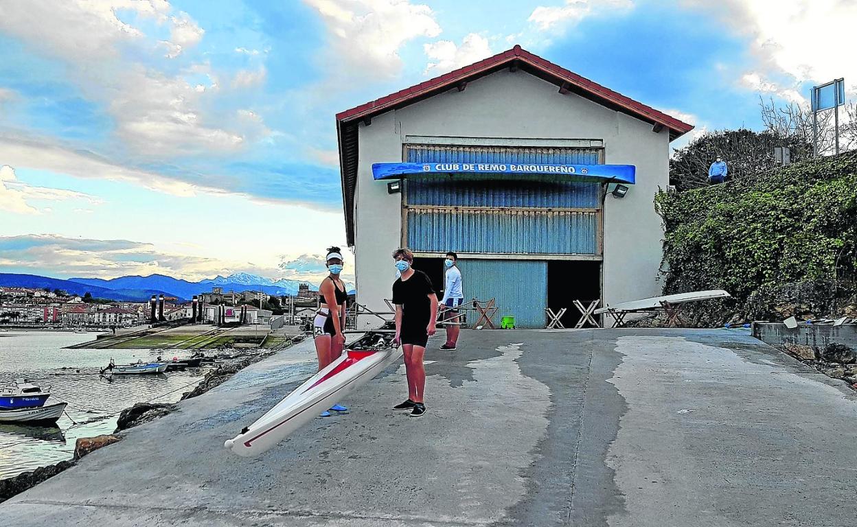 El Club de Remo Barquereño cuenta con una nueva rampa de acceso al mar