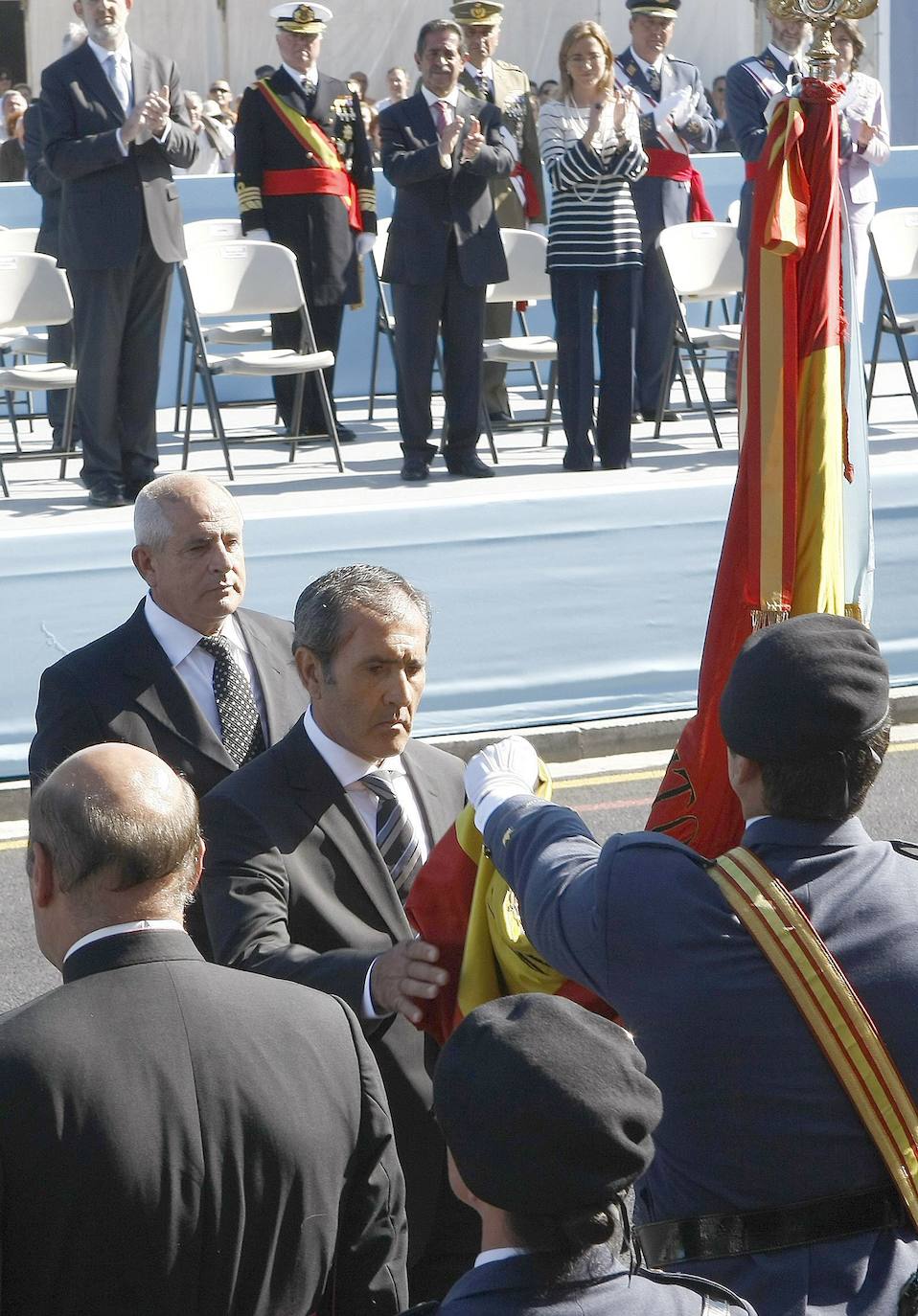 30/05/2009 Severiano Ballesteros en la jura de bandera efectuada por civiles en el Día de las Fuerzas Armadas, en Santander.