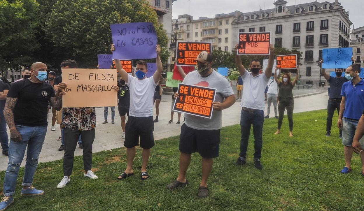 «Sin toque de queda se dispara el botellón»