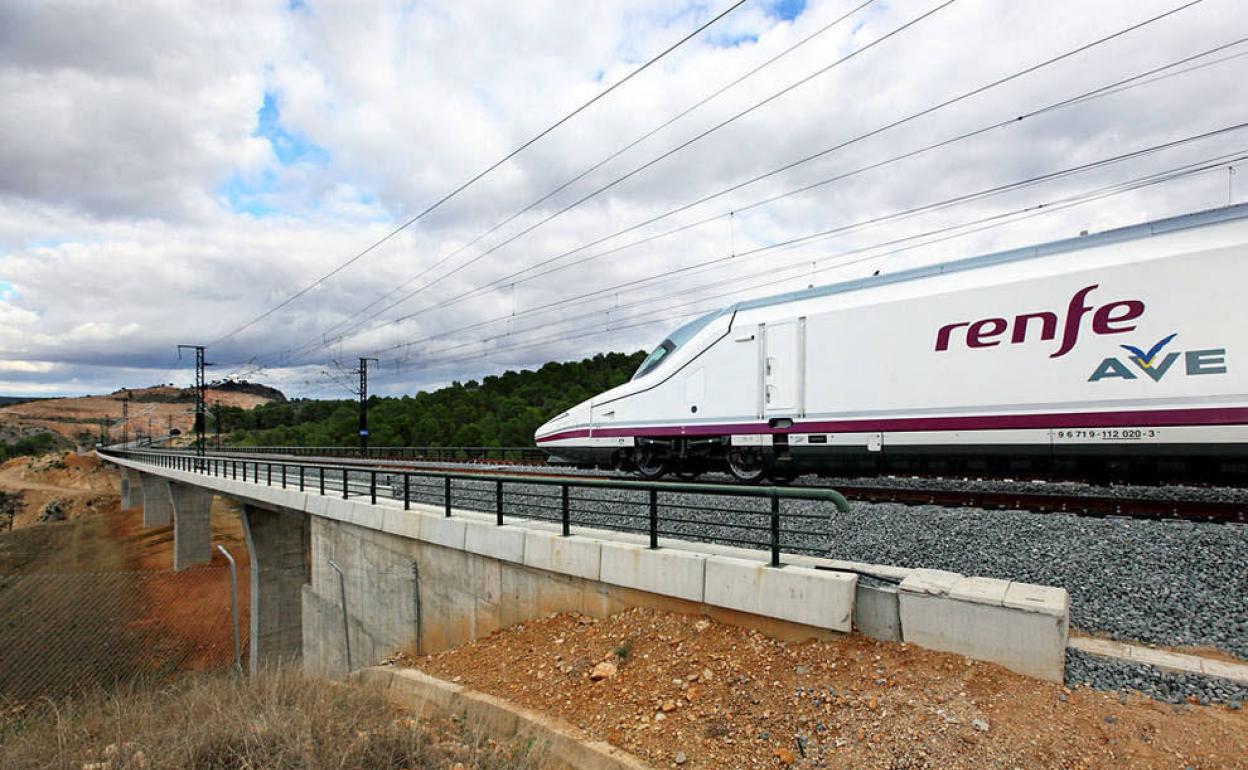 Las obras para conectar el AVE con Barajas comenzarán en 2022