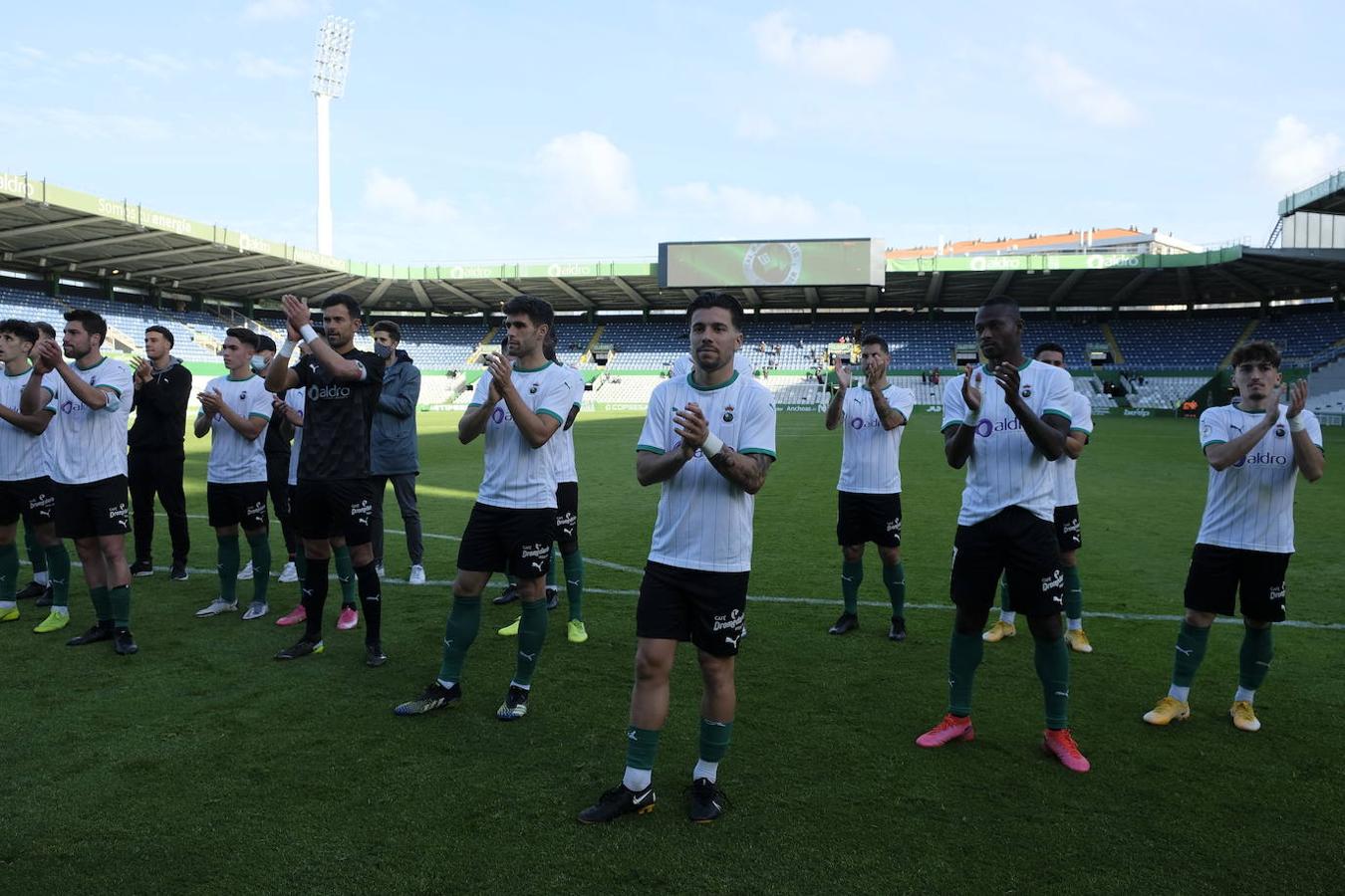 El Racing cierra una temporada deportiva para olvidar.