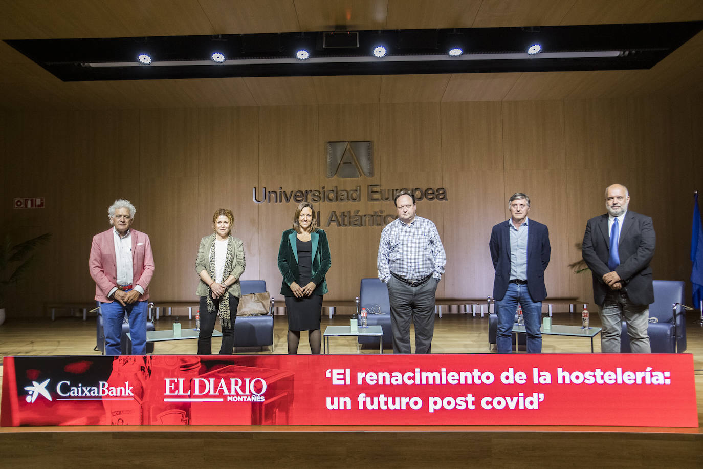 El salón de actos de la Universidad Europea del Atlántico acogió este foro organizado por El Diario Montañés y CaixaBank 