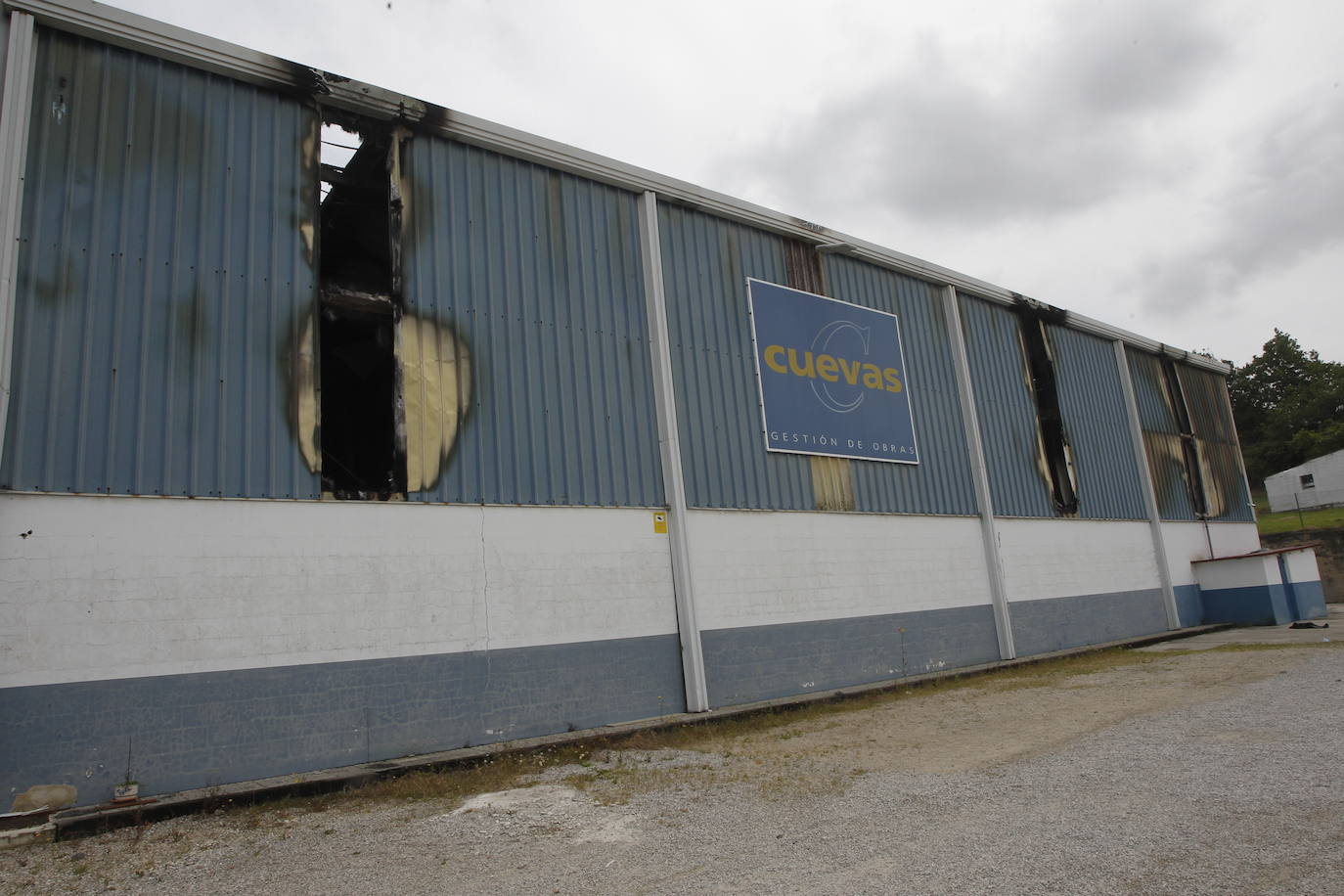 Fotos: Así ha quedado la nave de Polanco tras el incendio