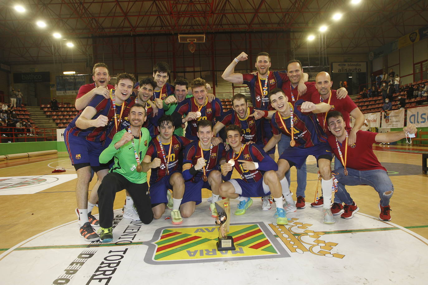 El Bathco Torrelavega pone el punto y final a una temporada histórica.