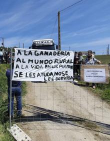 Imagen secundaria 2 - Los vecinos de Val de San Vicente defienden el puente de Sel del Rey