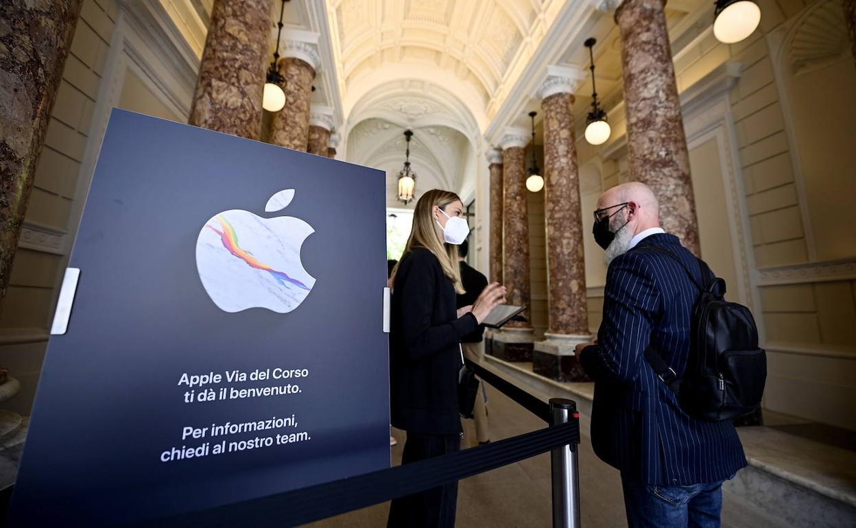 Una nueva tienda de Apple en Roma.