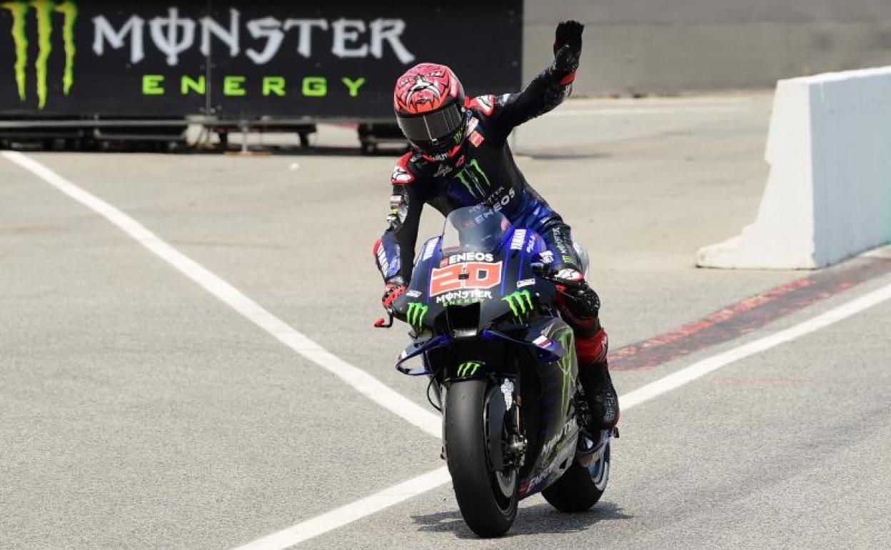 Quartararo con su Yamaha en Montmeló