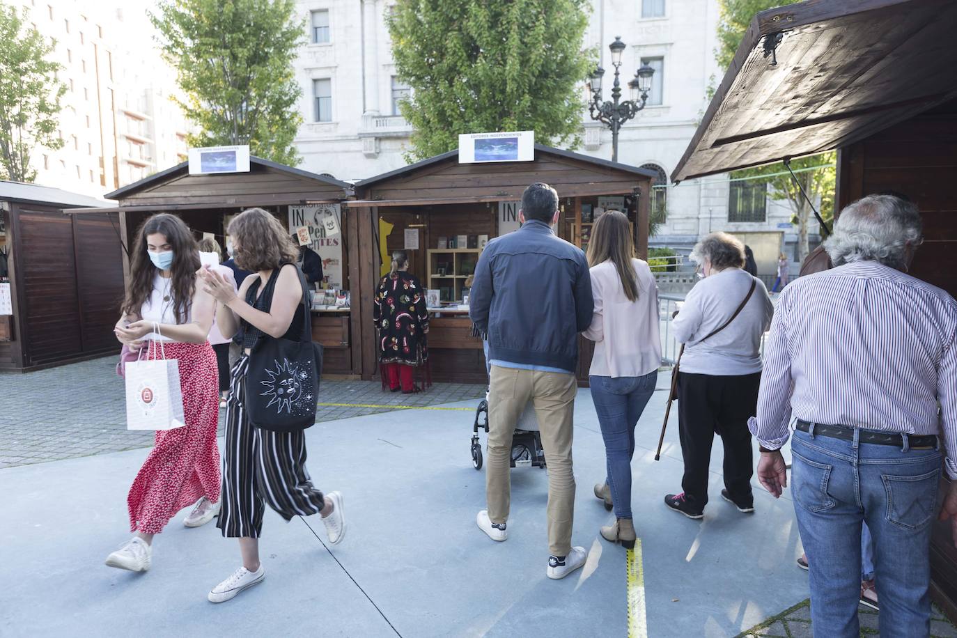 La Feria del Libro de Santander abre sus puertas.