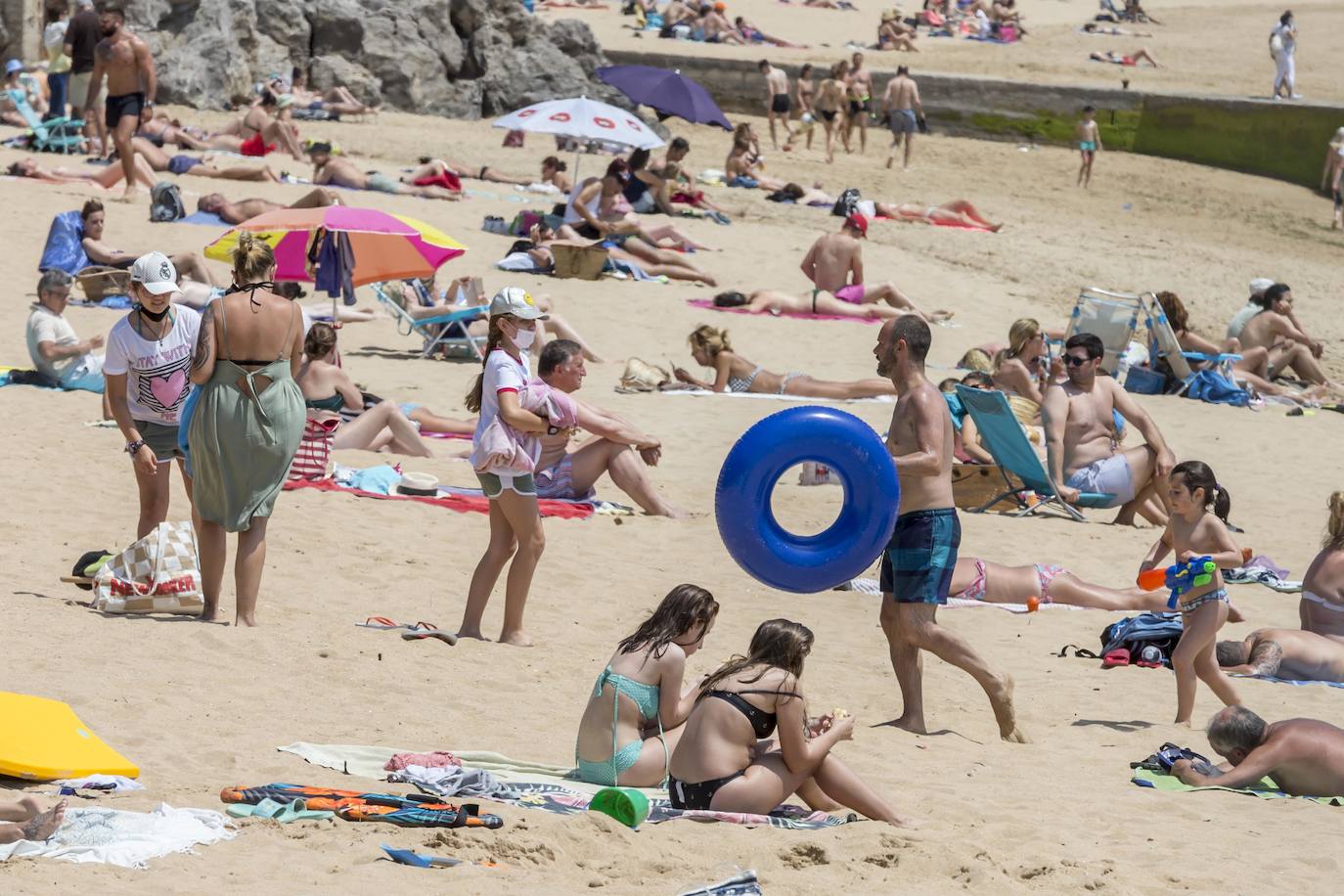 Fotos: Un día de pleno verano en Cantabria