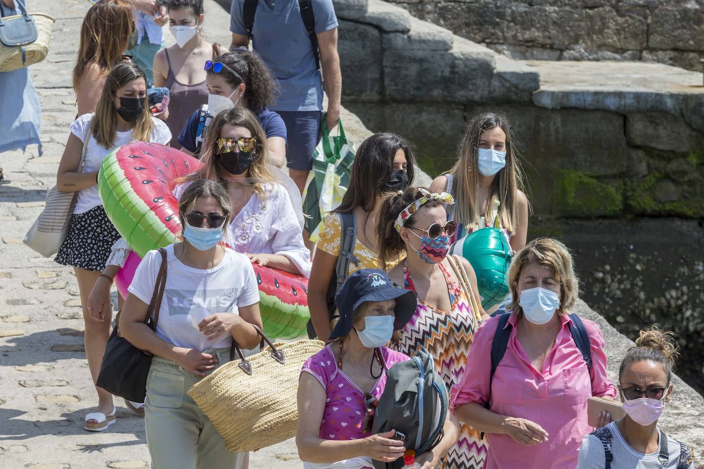 Fotos: Un día de pleno verano en Cantabria