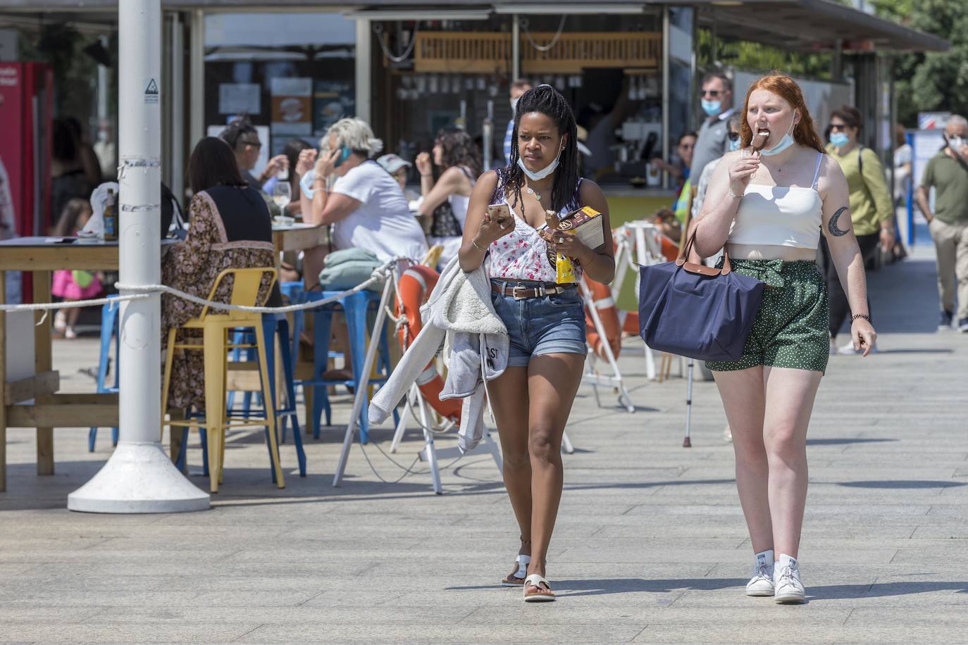 Fotos: Un día de pleno verano en Cantabria