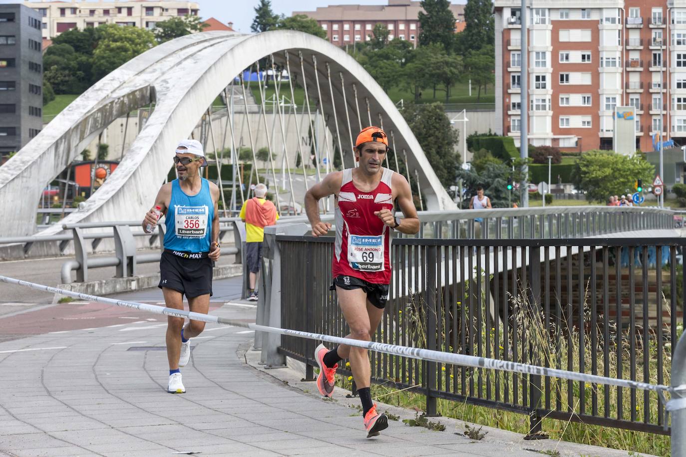 Manuel Deli y Janine Lima ganan el Nacional de 100 kilómetros mientras José Manuel Jara y Alicia Antón conquistan el Regional