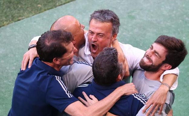 Luis Enrique celebra la victoria.