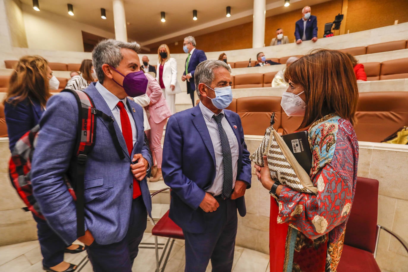 Fotos: El Parlamento acoge el Debate sobre el Estado de la Región