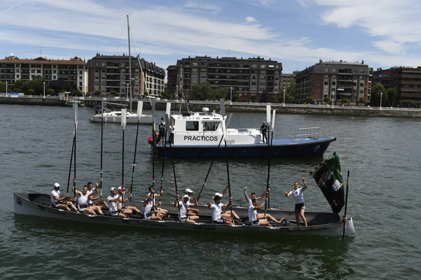 Fotos: Pedreña logra su primera victoria de la temporada en Portugalet