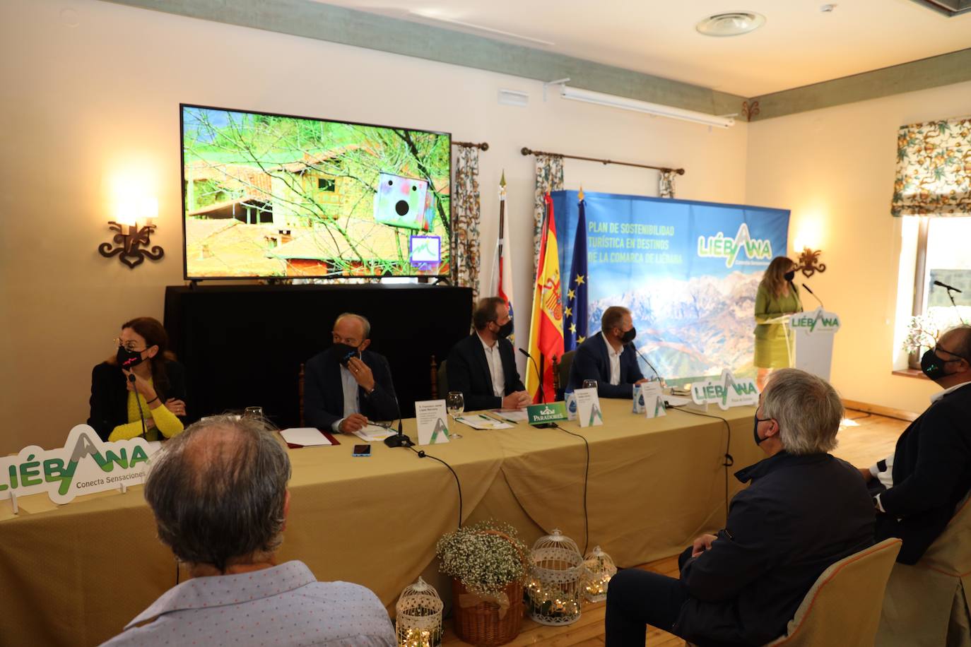 El Parador de Fuente Dé acogió el acto de presentación en el que participó Fernando Valdés, secretario de Estado de Turismo que explicó que el proyecto lebaniego es uno de los 24 elegidos entre 154 presentados en todo el territorio naciona | Marcano asegura que la comarca será un referente del turismo de naturaleza y cultura con la ejecución de 55 proyectos