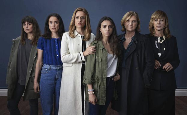 Verónica Echegui, Patricia López Arnáiz, Itziar Ituño, Yune Nogueiras, Ana Wagener y Emma Suárez protagonizan 'Intimidad'.