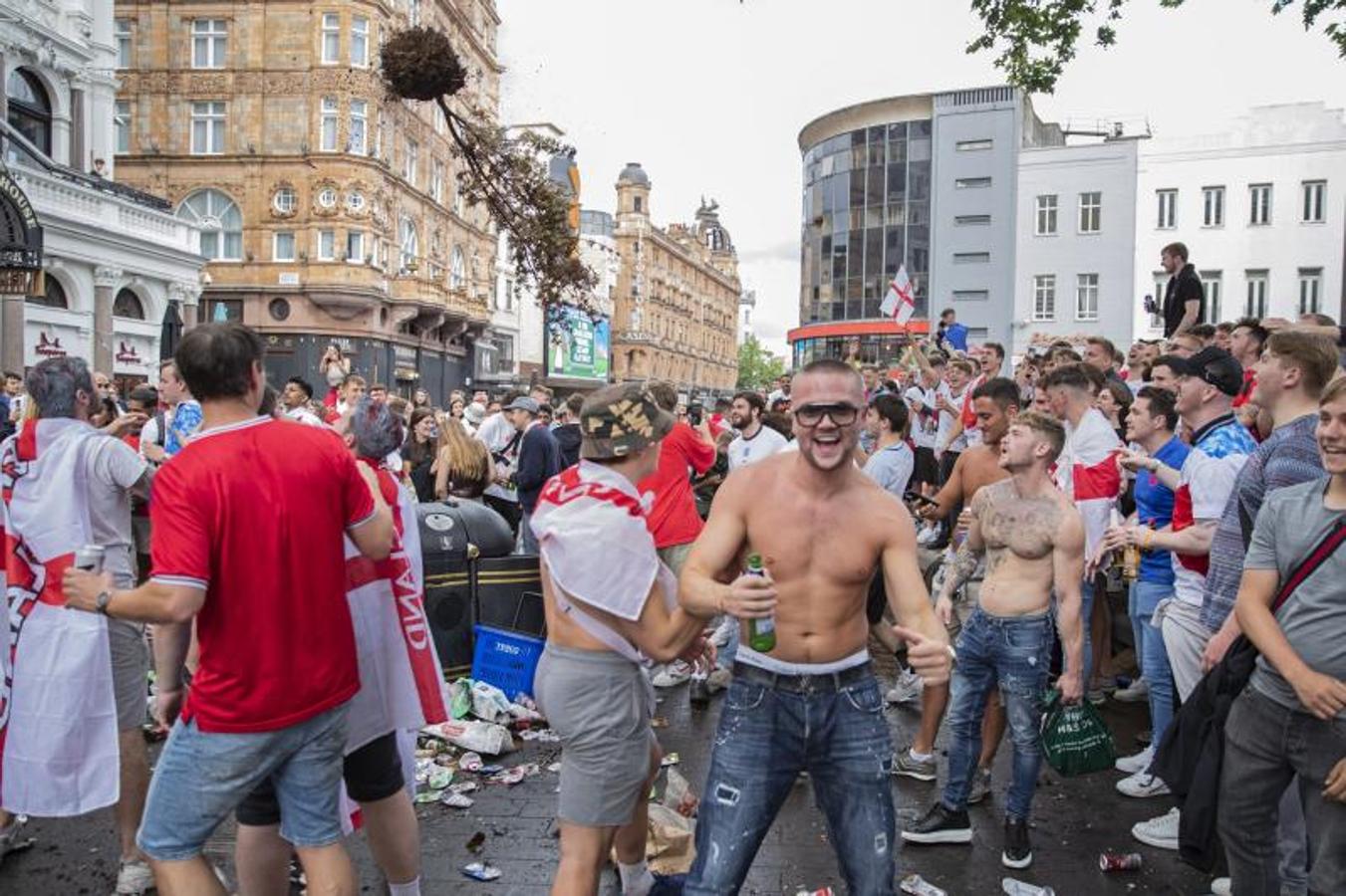 Fotos: Las imágenes de los incidentes en Wembley antes de la final